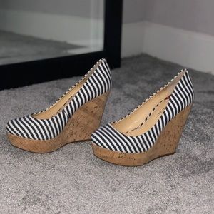Gianni Bini Wedge